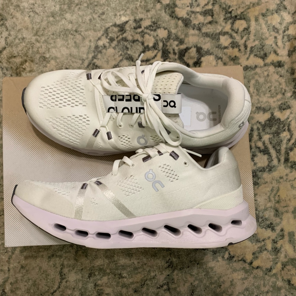 On Cloud Cloudsurfer Men Size 9 Frost White Running Shoe  3MD10420664 W/Box